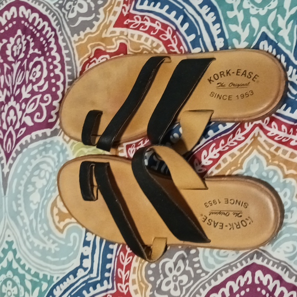 Kork ease toe loop sandals